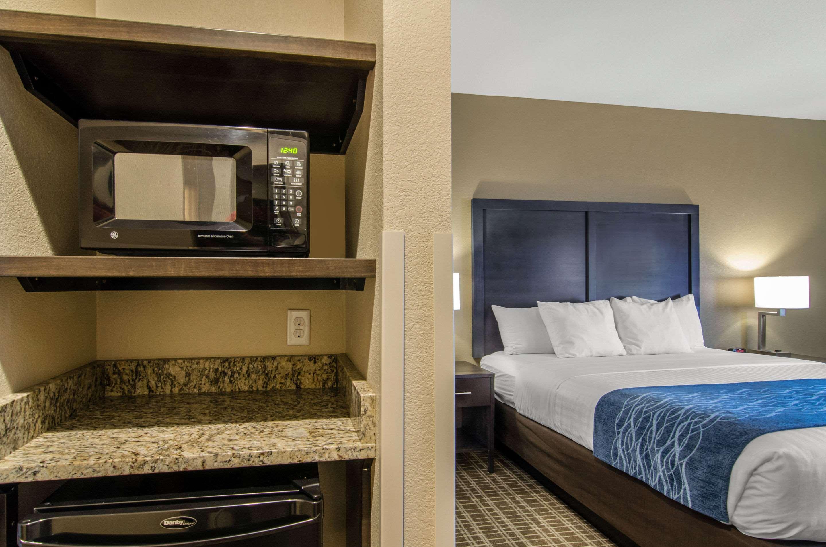 Comfort St Robert-fort Leonard Wood 3*