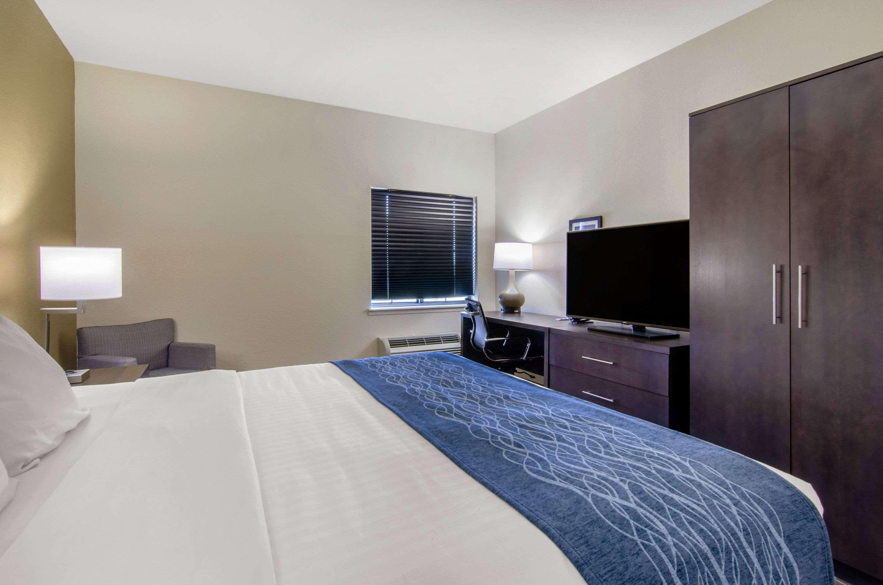 Comfort St Robert-fort Leonard Wood 3*